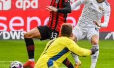 法兰克福主场不敌对手，遗憾失分