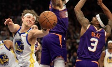 九游娱乐投注-勇士战胜太阳，重振士气