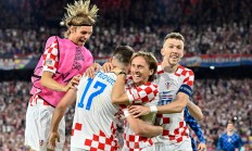 九游娱乐视频-北马其顿迎战挪威，全力拼夺比赛胜利