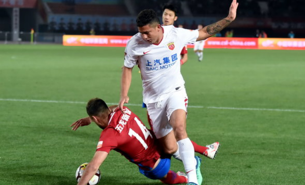 上海上港客场大胜重庆力帆取得联赛两连胜的简单介绍 上海上港客场大胜重庆力帆取得联赛两连胜的简单介绍