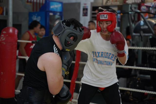 泰国选手在拳击比赛中进入决赛 泰国选手在拳击比赛中进入决赛