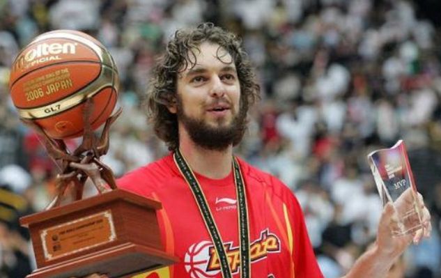 西班牙篮球巨星传授技巧,青年选手受益的简单介绍 西班牙篮球巨星传授技巧,青年选手受益的简单介绍