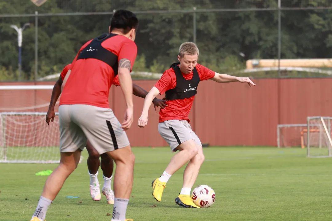 关于延边富德备战比赛,调整战术备战全力以赴的信息 关于延边富德备战比赛,调整战术备战全力以赴的信息